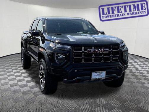 2025 GMC Canyon Base