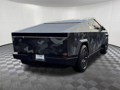 2024 Tesla Cybertruck Cyberbeast