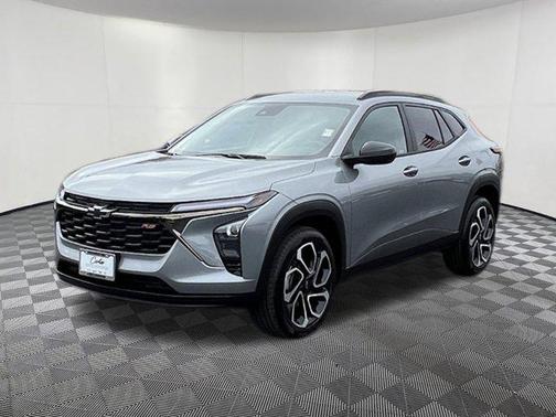 Sterling Gray Metallic 2026 Chevrolet Trax FWD 2RS