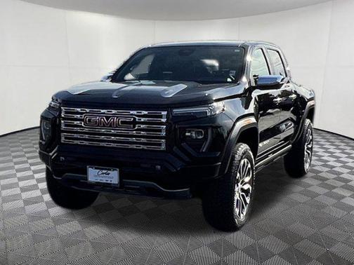 2024 GMC Canyon Denali