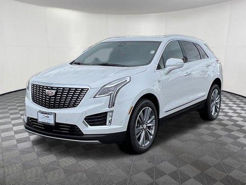 Crystal White Tricoat 2026 Cadillac XT5 Premium Luxury