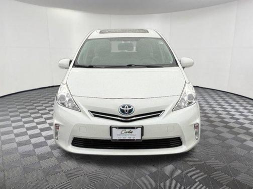 2014 Toyota Prius v Three