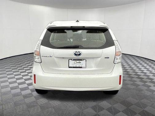 2014 Toyota Prius v Three