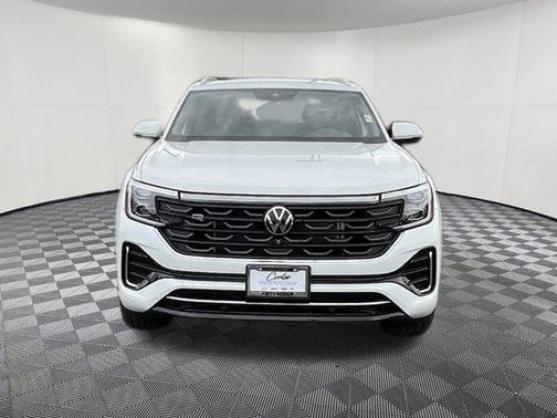 2024 Volkswagen Atlas Cross Sport 2.0T SEL Premium