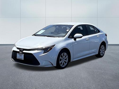 Ice 2024 Toyota Corolla LE
