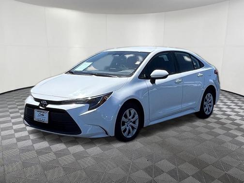 Ice 2024 Toyota Corolla LE