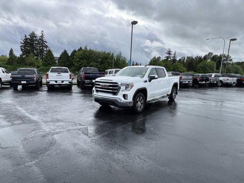 Summit White 2022 GMC Sierra 1500 SLE