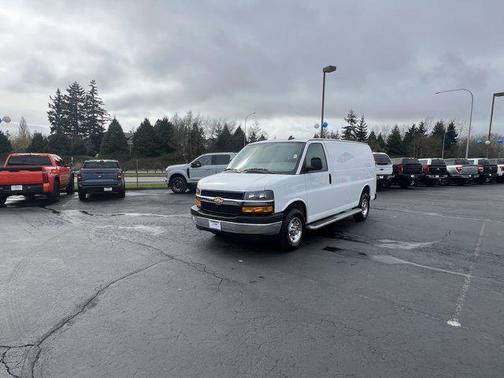 2024 Chevrolet Express 2500 Work Van