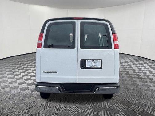 2024 Chevrolet Express 2500 Work Van