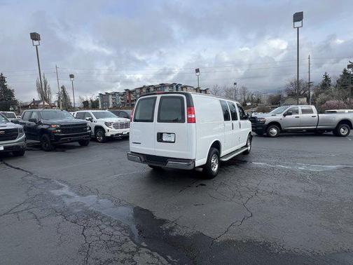 2024 Chevrolet Express 2500 Work Van