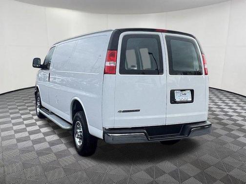 2024 Chevrolet Express 2500 Work Van
