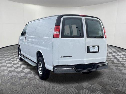 2024 Chevrolet Express 2500 Work Van