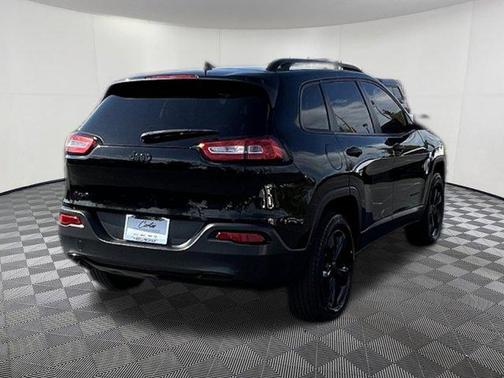 2017 Jeep Cherokee Altitude