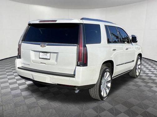 2016 Cadillac Escalade Premium