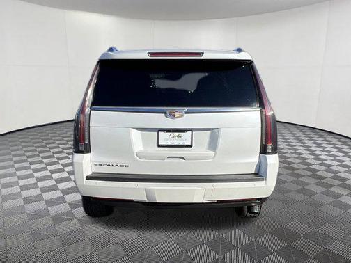 2016 Cadillac Escalade Premium