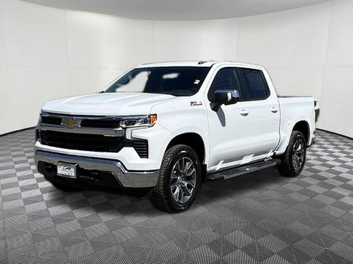 Summit White 2026 Chevrolet Silverado 1500 LT