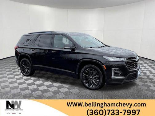 Mosaic Black Metallic 2023 Chevrolet Traverse RS