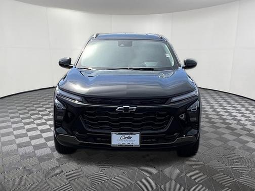 Mosaic Black Metallic 2026 Chevrolet Trax FWD ACTIV