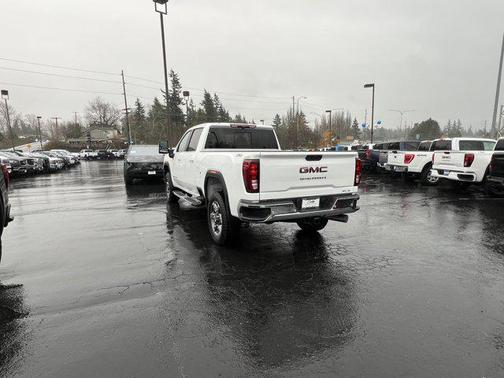 2026 GMC Sierra 2500 SLE