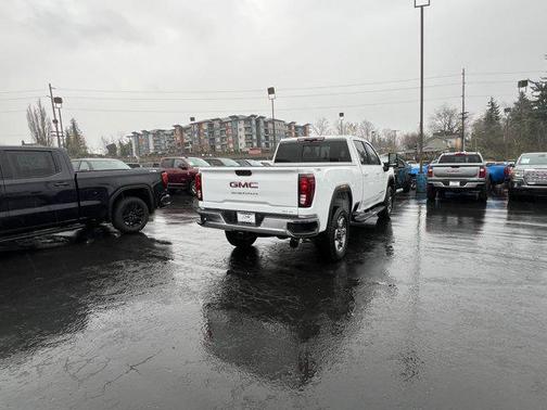 2026 GMC Sierra 2500 SLE