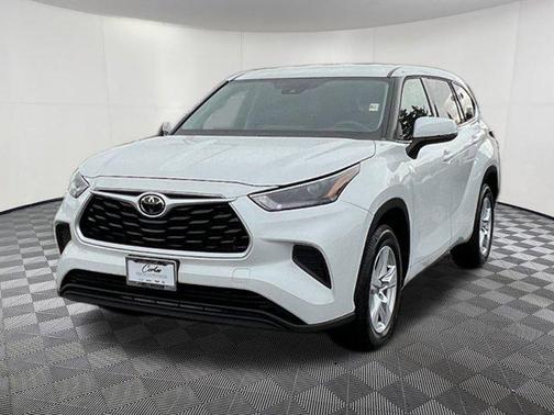 2022 Toyota Highlander L