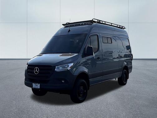 Gray 2022 Mercedes-Benz Sprinter 2500 Standard Roof