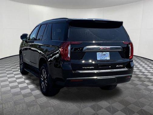 2024 GMC Yukon 4WD AT4