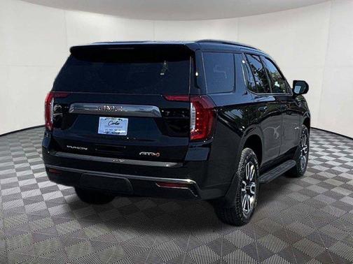 2024 GMC Yukon 4WD AT4