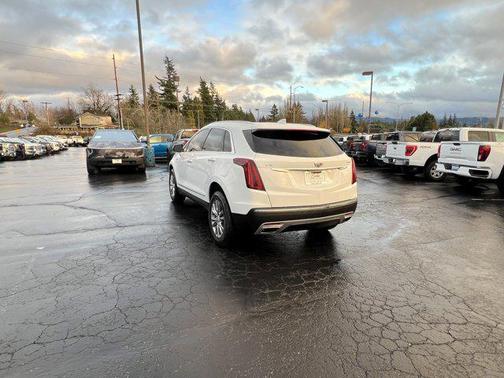 2021 Cadillac XT5 Premium Luxury