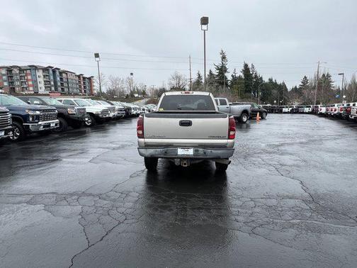 2003 Chevrolet Silverado 2500 LS H/D Crew Cab