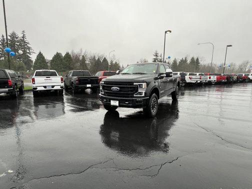 2022 Ford F-350 Platinum