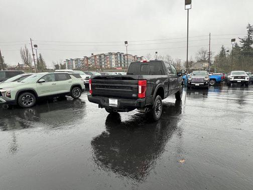 2022 Ford F-350 Platinum