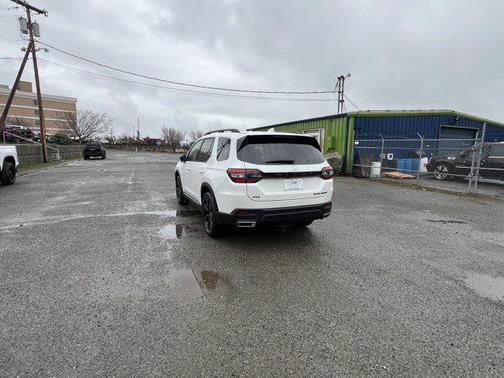 2025 Honda Pilot Black Edition