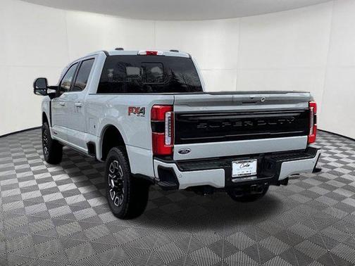 2025 Ford F-350 Platinum