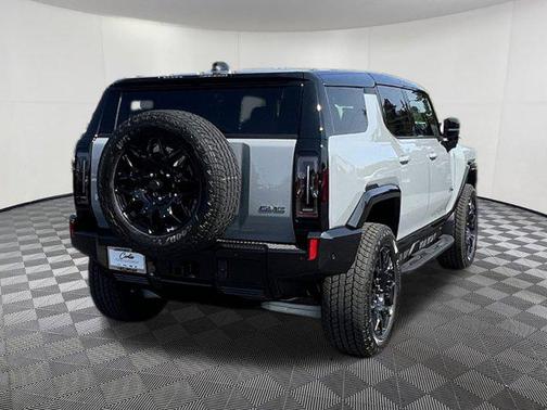 2026 GMC HUMMER EV SUV 2X