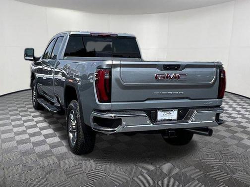 2025 GMC Sierra 3500 SLT