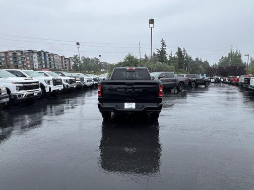Diamond Black Crystal Pearlcoat 2025 RAM 1500 Tradesman