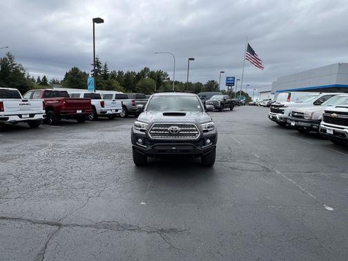 Magnetic Gray Metallic 2017 Toyota Tacoma TRD Sport