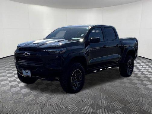 Black 2026 Chevrolet Colorado ZR2