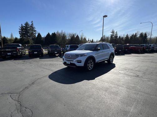 Star White Metallic Tri-Coat 2020 Ford Explorer Platinum