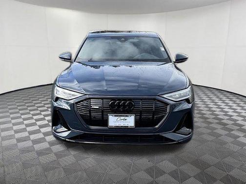 2023 Audi e-tron Sportback S line Premium Plus