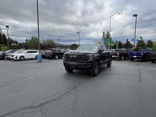 2025 GMC Sierra 1500 AT4X