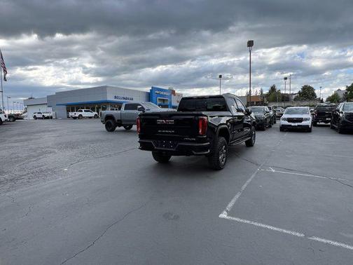 2025 GMC Sierra 1500 AT4X