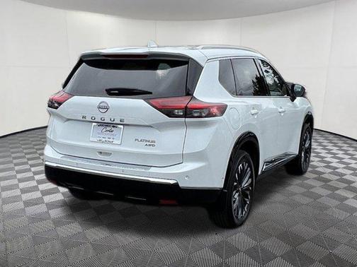 2024 Nissan Rogue Platinum