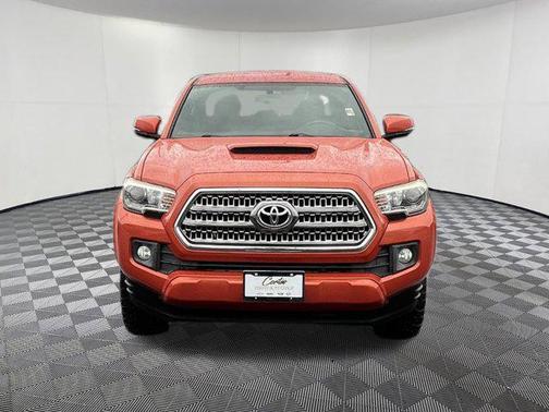 2017 Toyota Tacoma SR5