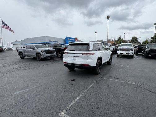 2024 Jeep Grand Cherokee Altitude