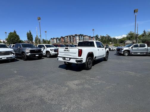 Summit White 2024 GMC Sierra 3500 Denali