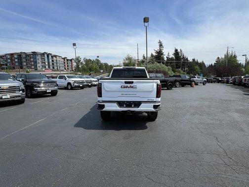 Summit White 2024 GMC Sierra 3500 AT4