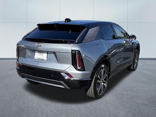Argent Silver Metallic 2027 Cadillac OPTIQ Sport