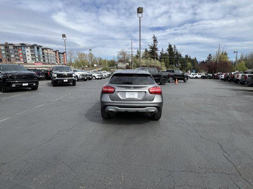 Gray 2018 Mercedes-Benz GLA 250 4MATIC